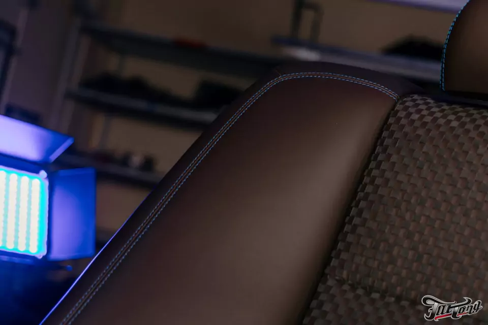 Перетяжка сидений Recaro для Honda Accord 7 в кожу и алькантару с плетением в стиле Bottega Veneta!